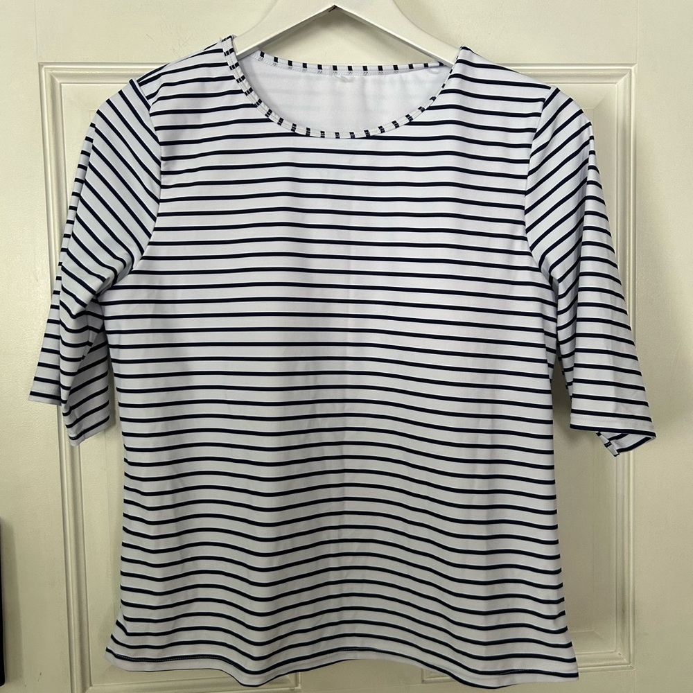 Classic Black and White Striped Women's Short Sleeve Top